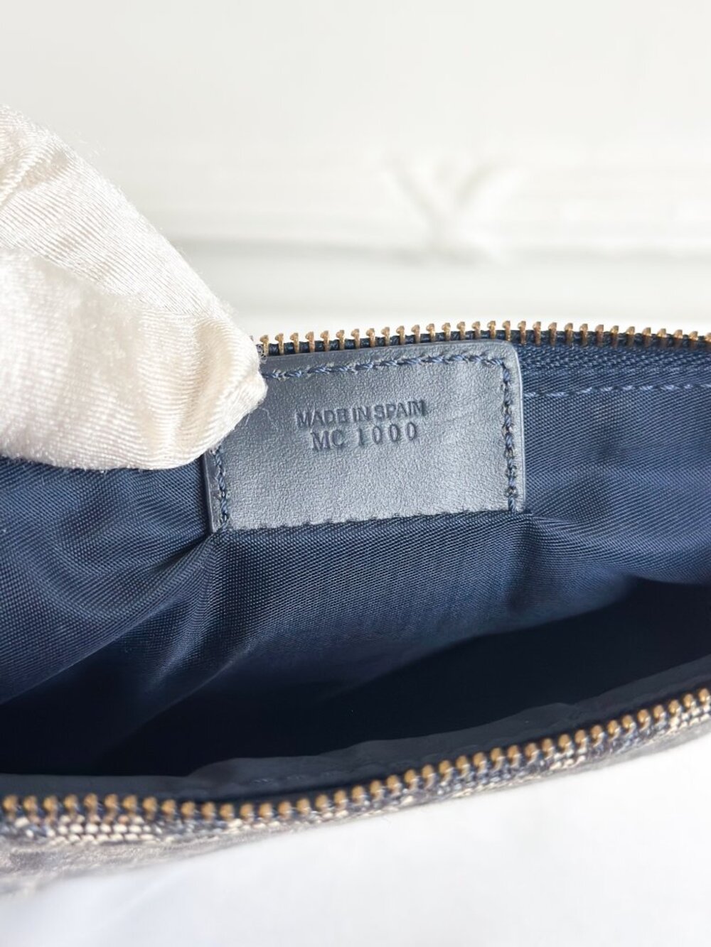 Christian Dior Vintage Saddle Bag - Picture 15 of 16